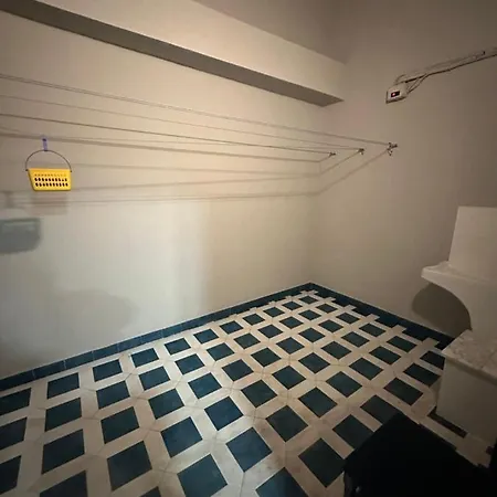 Adrian Apartamento *