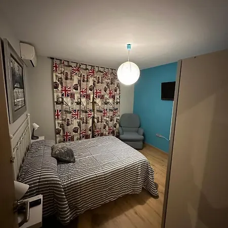 Апартаменты Adrian